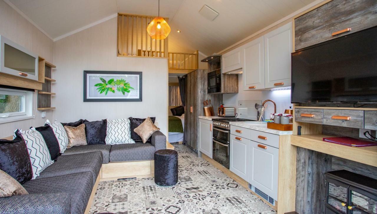 Aberdunant Hall Holiday Park Портмадог Экстерьер фото
